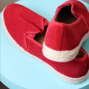 NWT Red Azella Theoni Clark red suede shoes